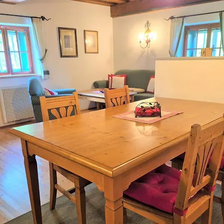 Ferienlounge Bluntausee Apartment Golling an der Salzach